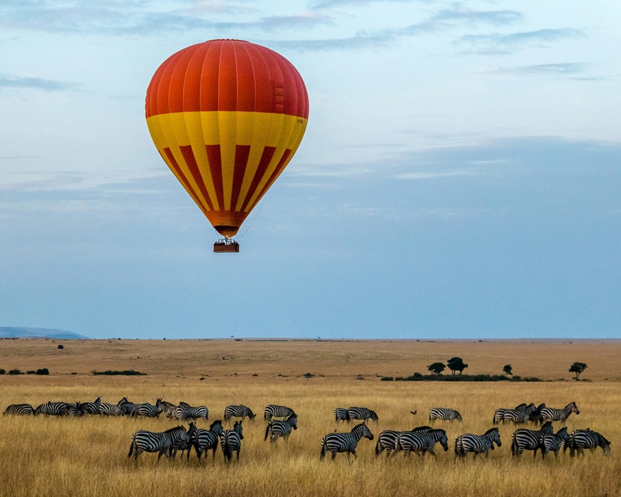 Hot Air Balloon over Maasai Mara 